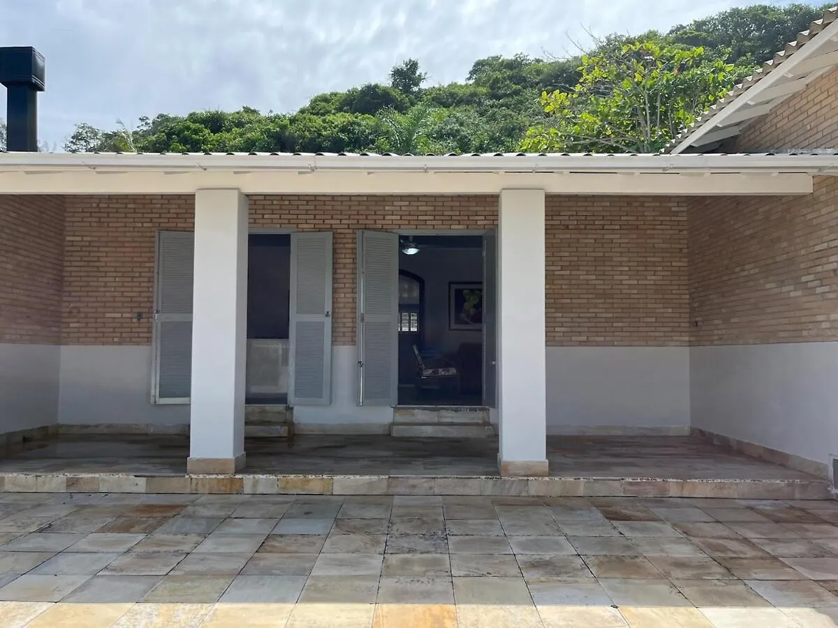 Casa Charmosa Em Laguna Brasile